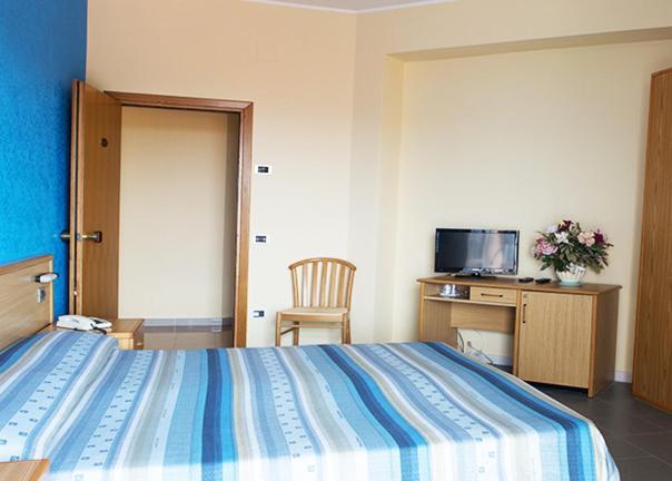 Hotel Parthenius Cirella Di Diamante Extérieur photo